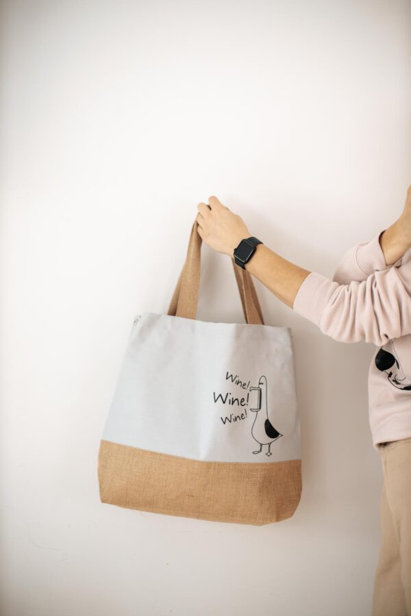 wine wine wine big women tote/ handbag - Image 5