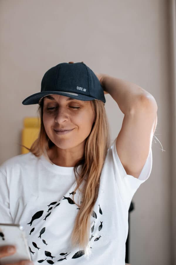 Cap with message - Image 7