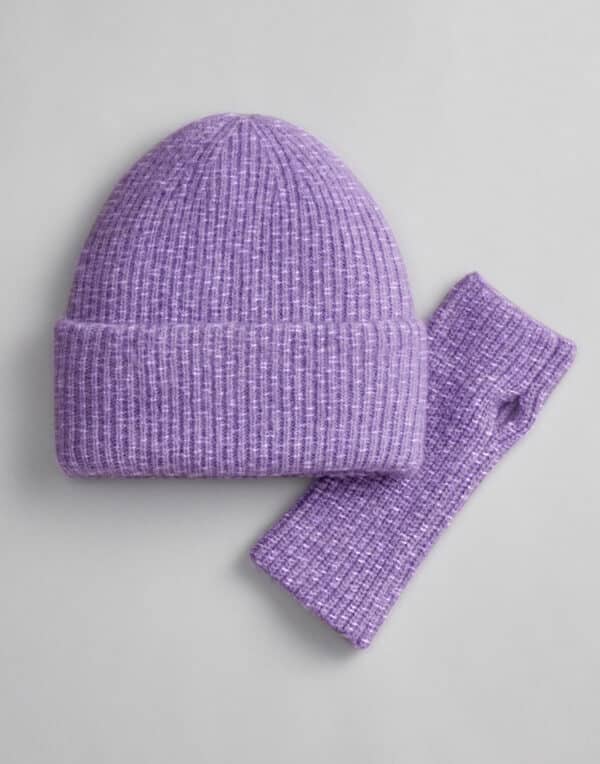 hat and hand warmers set