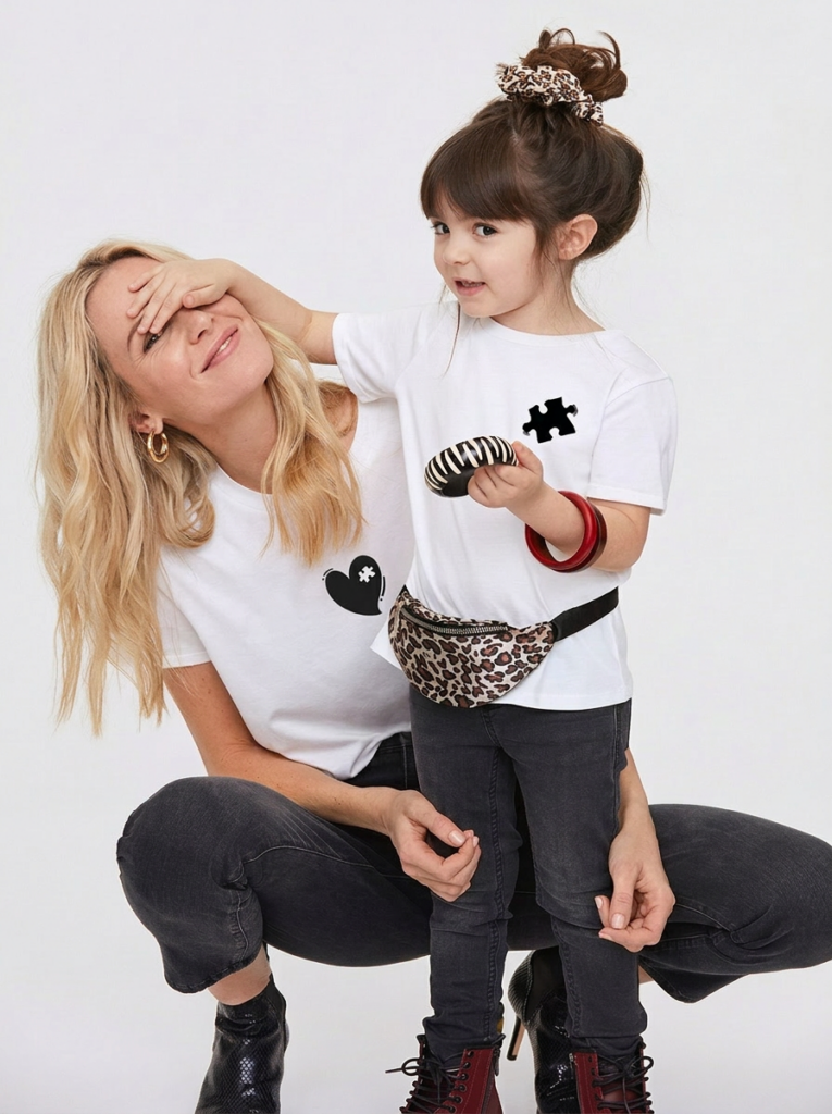 kingiidee emadepäevaks ühesugused T-särgid